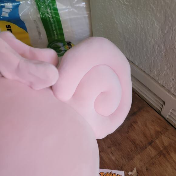 Squishmallow 12” Pokémon Clefairy Plush Pink Exclusive Soft Toy New w/ Tags - Picture 2 of 9